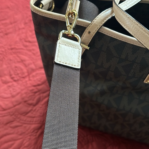 Michael Kors Large Leather Diaper Bag - Picture 5 of 17